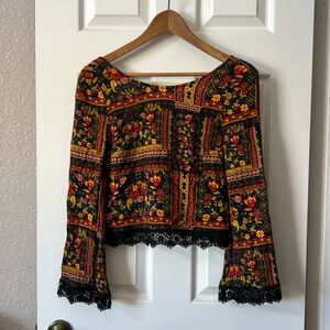 H&M x Coachella Collab Blouse Size 2 Boho Bell Sleeve Floral Crochet Lace Trim
